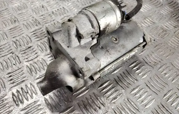 Peugeot 308 Starter motor TS22E26 9662854180 22G40841JP