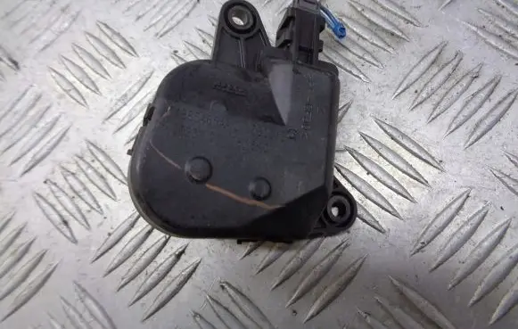 Chrysler Pacifica Central body control module 04885465AA