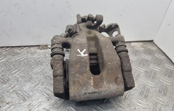 Opel Astra H Rear brake caliper