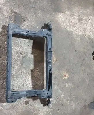 Skoda Superb B6 (3T) Radiator support slam panel 3T0805588