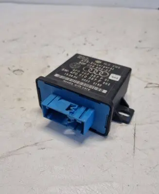 Audi A6 S6 C6 4F Light module LCM 5DF00888627 4F0907357F 4F0910357F