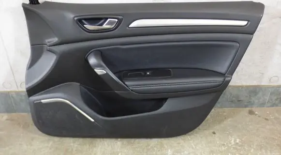 Renault Megane IV Front door card panel trim 809001309R