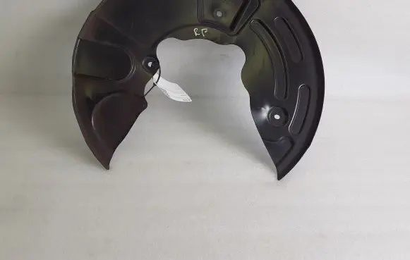 Volvo XC40 Front brake disc dust cover plate 32276316AA 23022