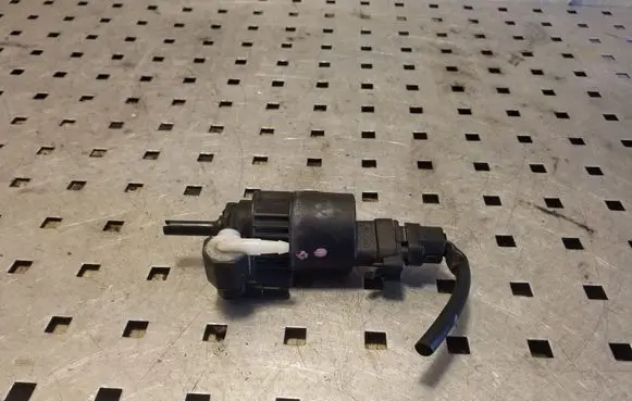 Renault Scenic I Windscreen/windshield washer pump