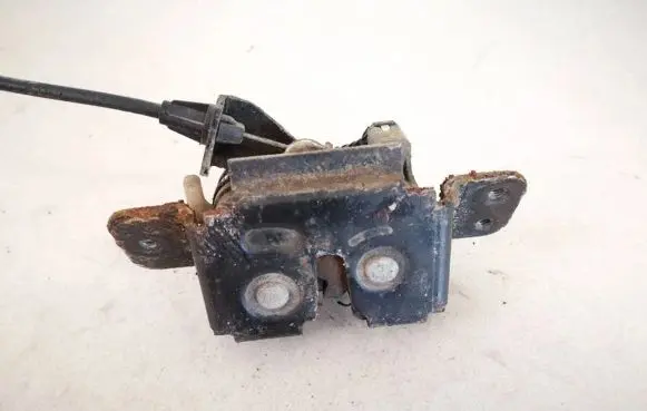 Dodge Caliber Tailgate/trunk/boot lock/catch/latch
