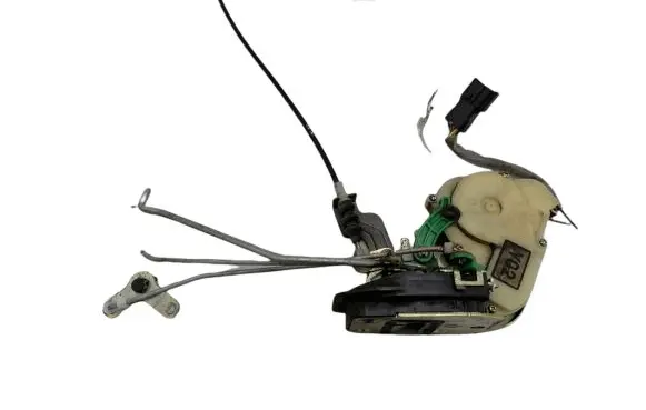 KIA Sorento Front door lock Y02 050909