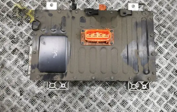 Nissan Juke II F16 Hybrid / electric car battery 295100267R
