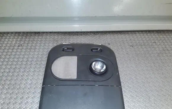 Iveco Daily 35.8 - 9 Front seat light