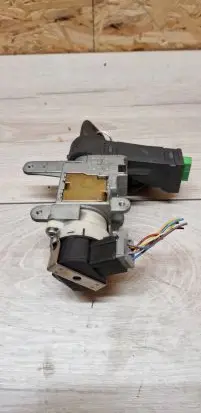 Volvo S80 Ignition lock 8626324
