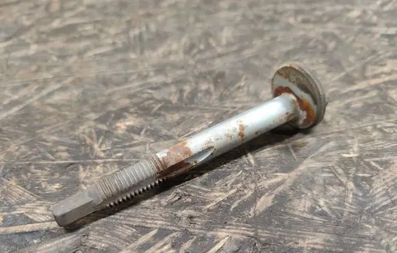 Land Rover Discovery 4 - LR4 Rear suspension camber bolt 