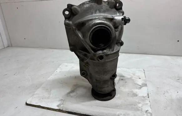 BMW 5 F10 F11 Front differential 7584517 7567345 2.47