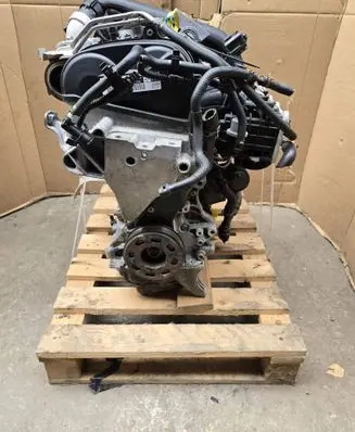 Volkswagen Golf Sportsvan Engine swap CZDA