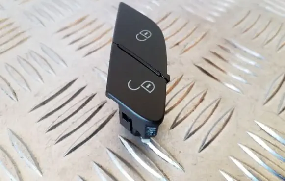 Mercedes-Benz R W251 Central locking switch button A2518201010