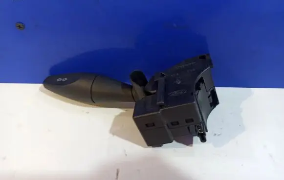 Ford Focus Indicator stalk 98AG13335AE