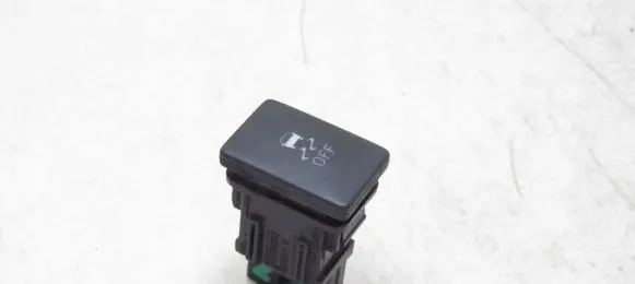 Toyota RAV 4 (XA40) ESP (stability program) switch 