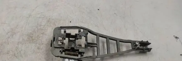 Front door exterior handle/bracket