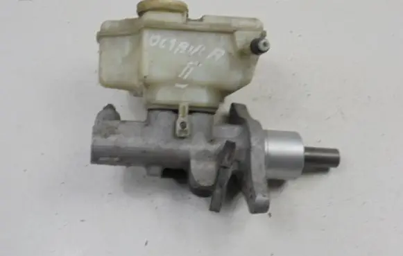 Skoda Octavia Mk2 (1Z) Master brake cylinder 1K0945459A