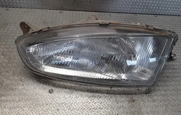 Mitsubishi Colt Headlight/headlamp 10087148
