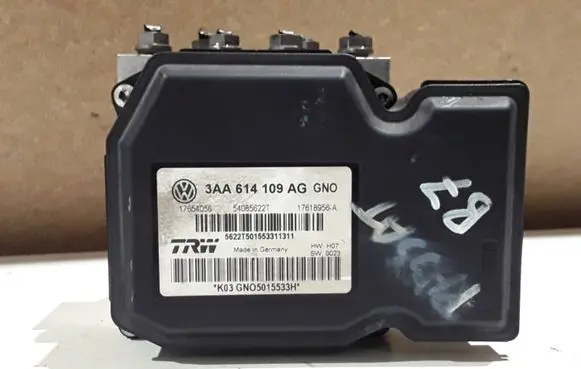 Volkswagen PASSAT B7 ABS Pump 3AA614109AG