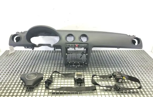 Audi A3 S3 8P Dashboard 
