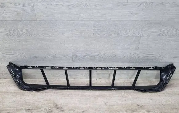 Front bumper lower grill