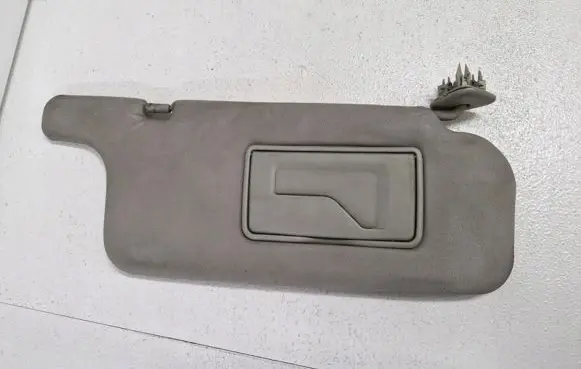 Toyota Corolla Verso E110 Sun visor
