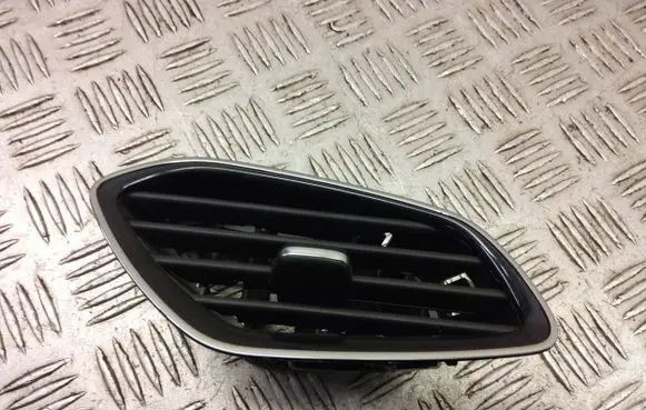Opel Grandland X Dashboard side air vent grill/cover trim yp00063577