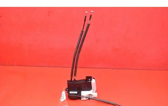 Hyundai ix35 Front door lock 813102Y000HCU