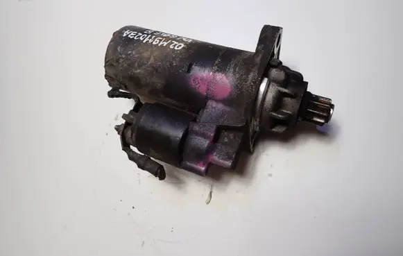 Volkswagen Golf IV Starter motor 02M911023A