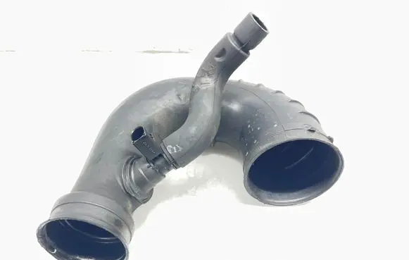Mercedes-Benz E W211 Turbo air intake inlet pipe/hose A6480940197