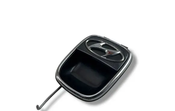 Hyundai i10 Tailgate trunk handle 817200X020