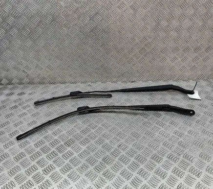 Citroen C4 II Windshield/front glass wiper blade 9822931780 9831203380
