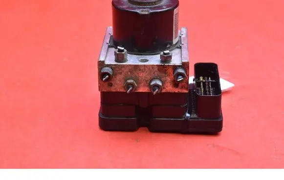 Peugeot 207 CC ABS Pump 9663945580