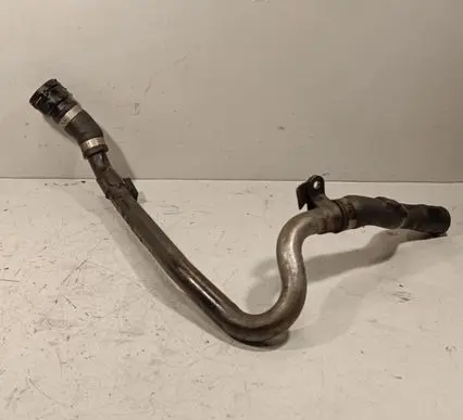 Mercedes-Benz C W205 Engine coolant pipe/hose