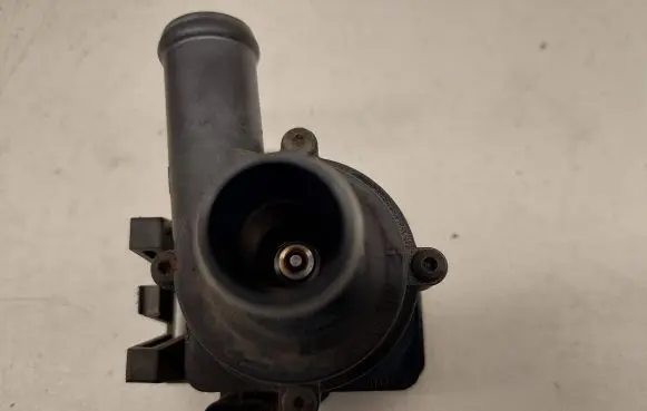 Audi A4 S4 B8 8K Electric auxiliary coolant/water pump 8K0965561A 701713160 3311023