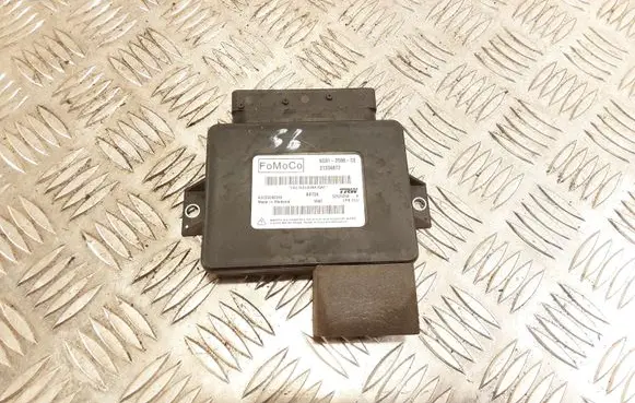 Volvo S60 Hand brake control module 31334872