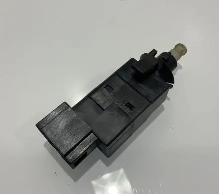 Mercedes-Benz E W211 Brake pedal sensor switch 0015454009