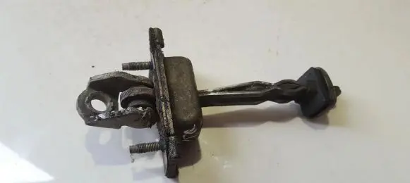 Ford Focus Rear door check strap stopper