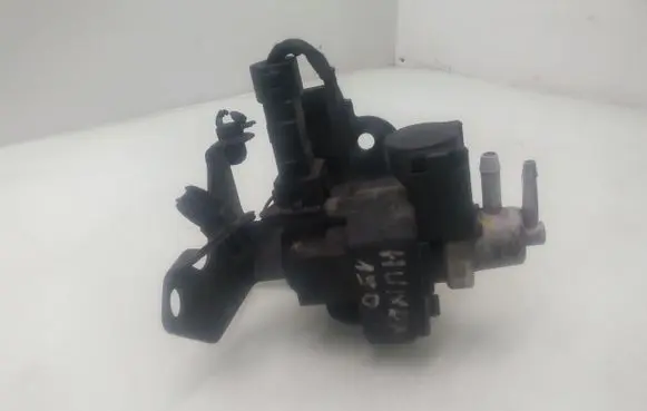 Hyundai i30 Turbo solenoid valve 394502A600