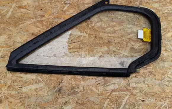 Ford Transit Front door vent window glass four-door 