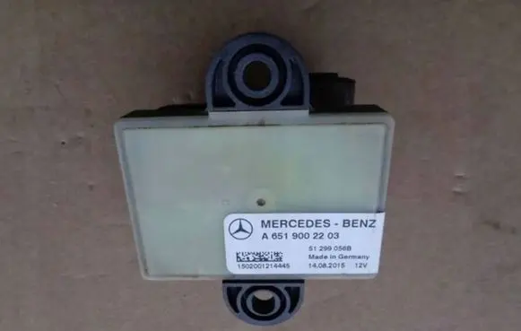 Mercedes-Benz A W176 Glow plug pre-heat relay A6519002203