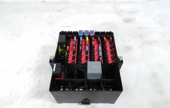 Ford Fiesta Fuse box set C1BT-14A005-KCA