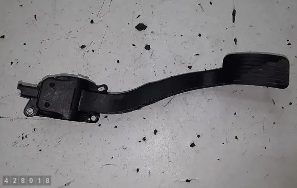 Peugeot 3008 I Accelerator throttle pedal