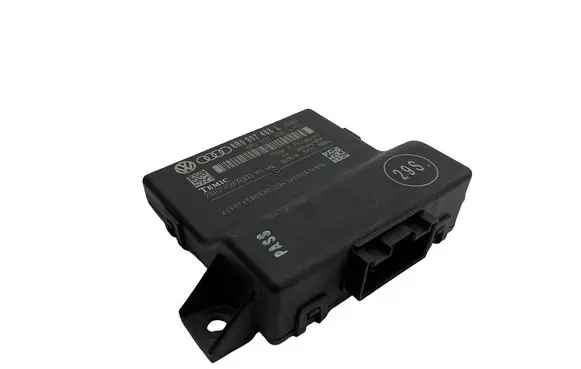 Audi A4 S4 B8 8K Gateway control module 8R0907468L