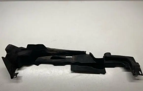Audi A5 Fender end trim 8W6820582E