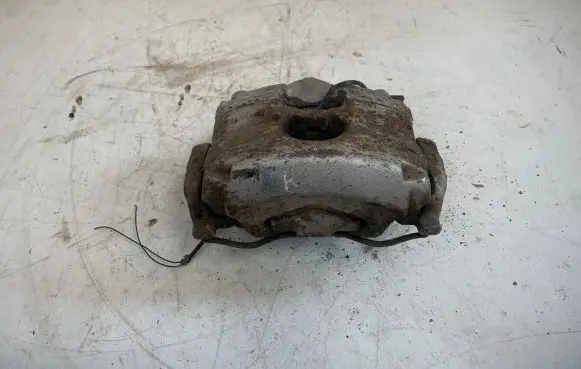 Opel Signum Front brake caliper 6780