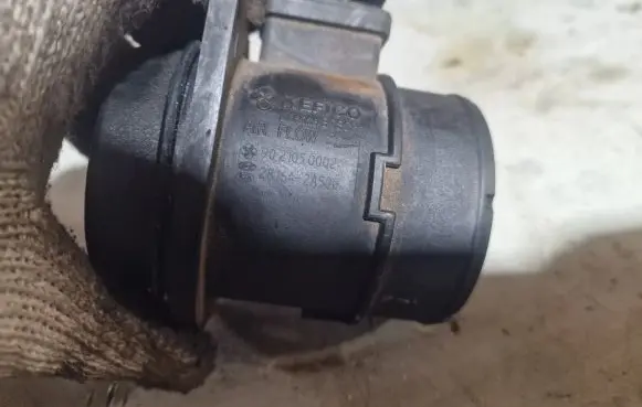 KIA Sportage Mass air flow meter 281642A500