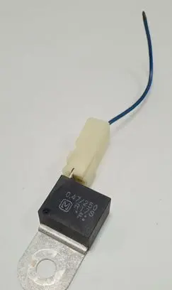 Mazda 5 Fuel pump relay 047/250
