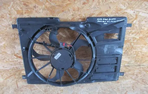 Ford Kuga II Fan set 8V61-8C607-RD