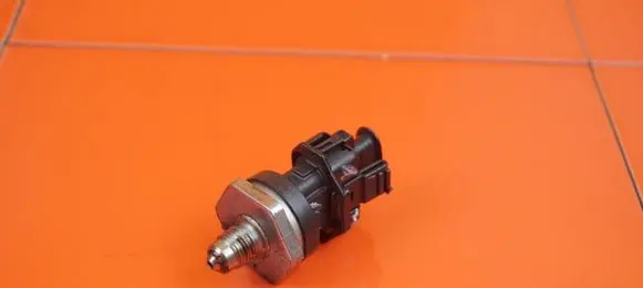Ford S-MAX Fuel pressure sensor BM5G9G972BA JTWB
